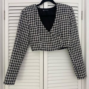 NWOT Zara Cropped Top